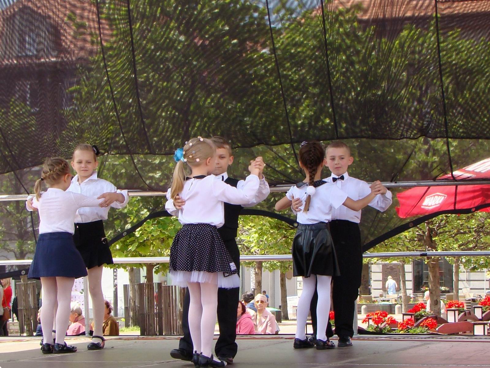 Pokaz tańca towarzyskiego w Bytomiu- Prezentacja Klubów Sportowych