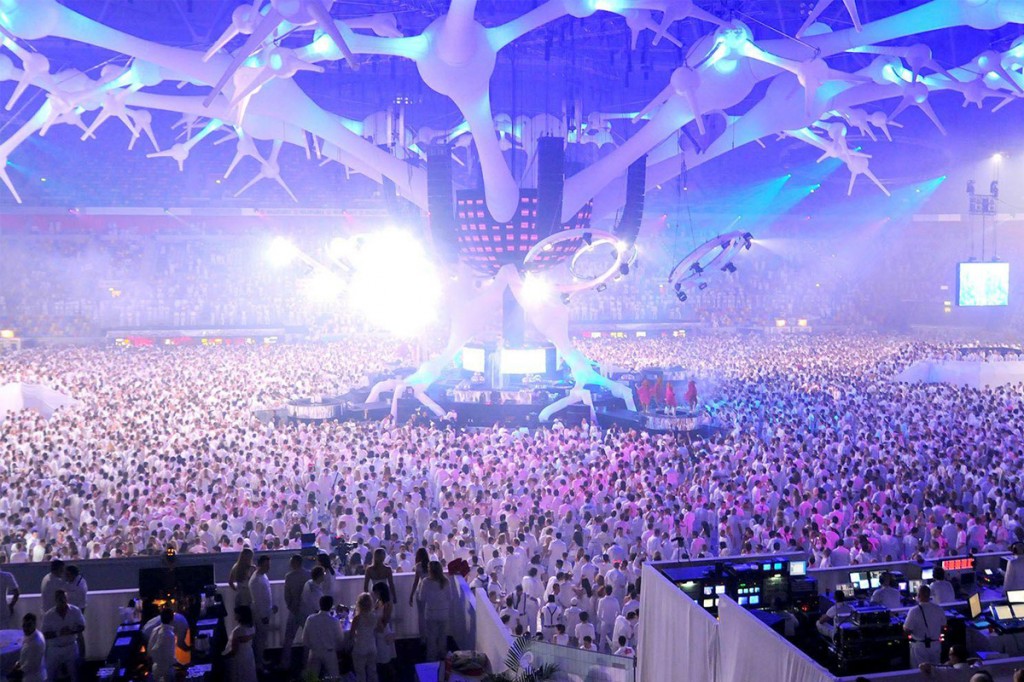 Mega show – Sensation White Gliwice – Taniec, światowej sławy DJ-e, magiczna gra świateł