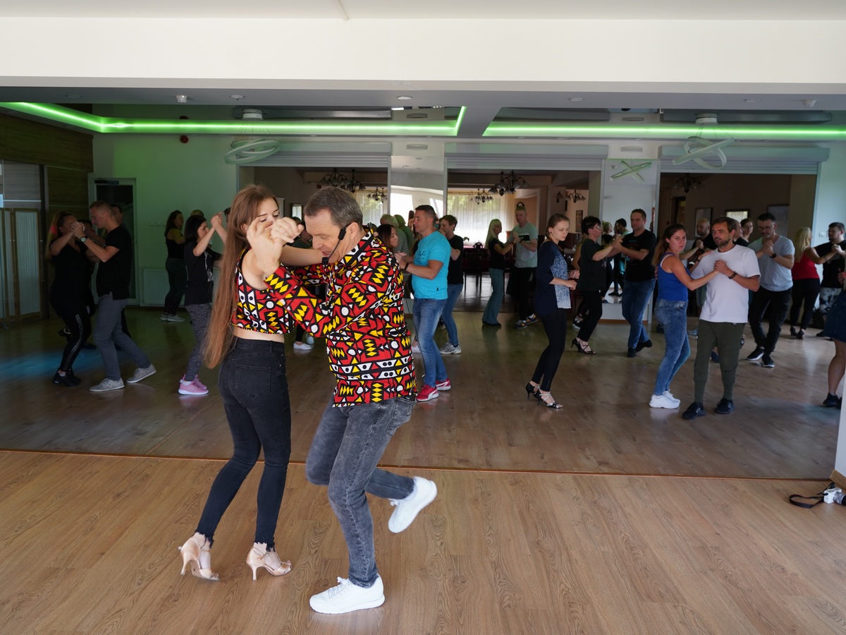 Salsa i Bachata weekend – jesienna Milówka – foto